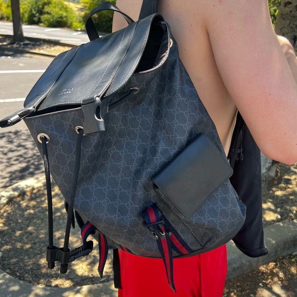 GUCCI GG LEATHER MEN BACKPACK BAG CARRYON MONOGRAM SIGNATURE MOTIF SUPREME STRAP - Picture 5 of 16